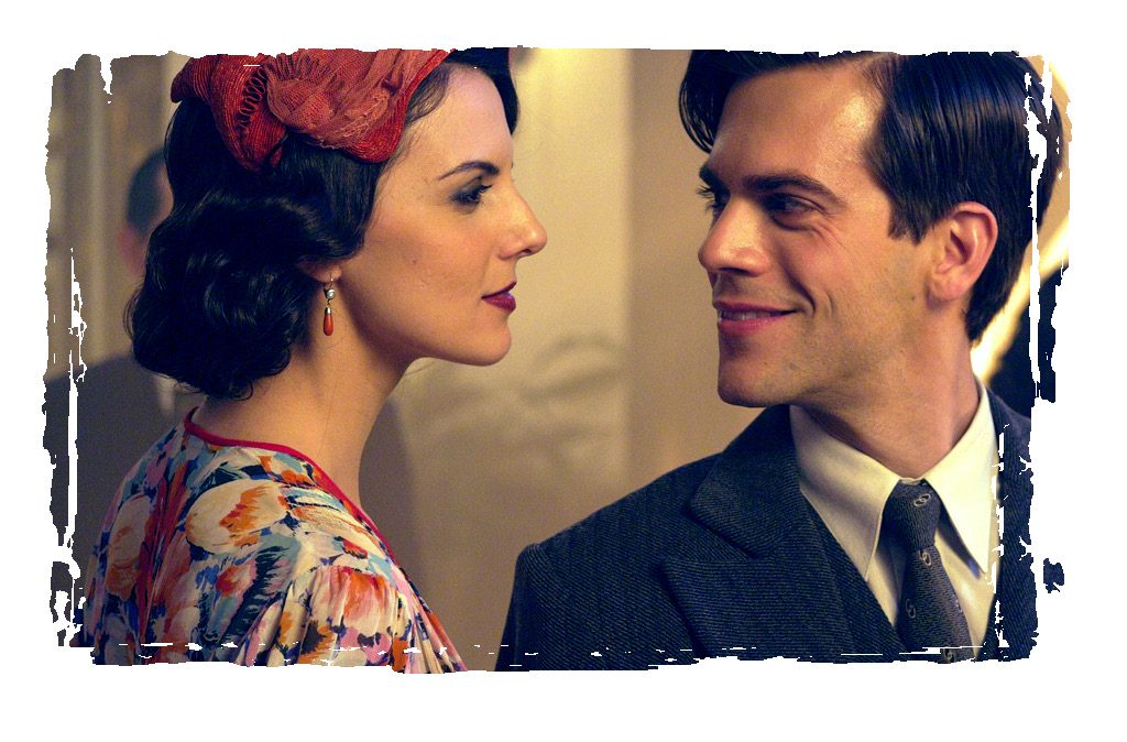 Diego y Marianne mirándose, retrato de época